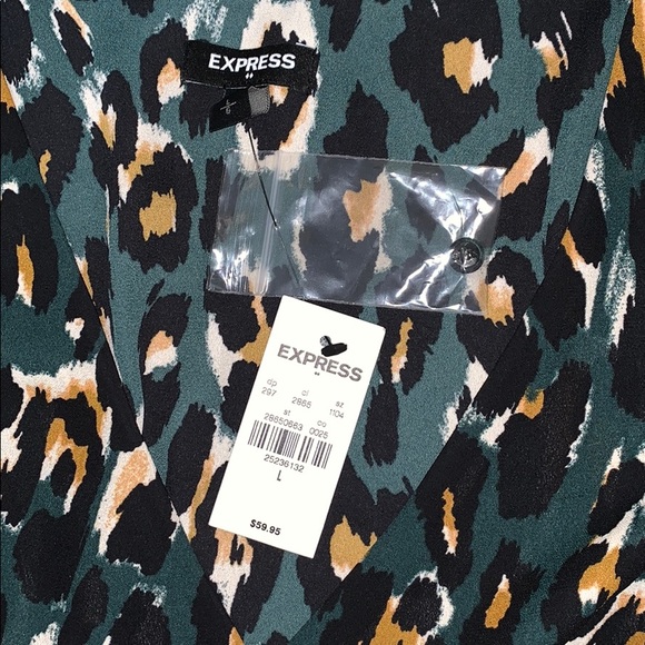 Express Top - Picture 2 of 3